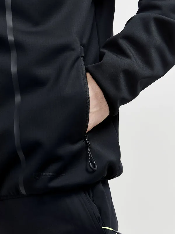 1910992-999000_ADV Explore Soft Shell Jacket M_Closeup3.jpg