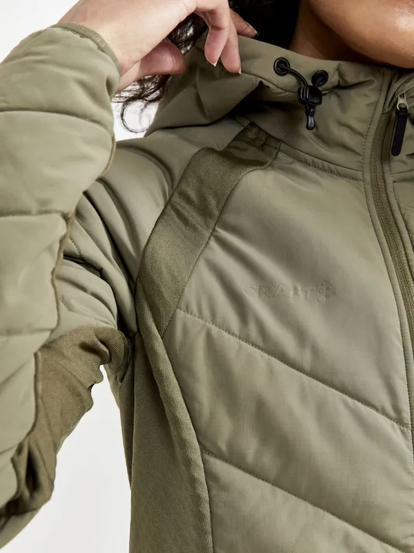 1911001-664000_ADV Explore Hybrid Jacket W_Closeup5.jpg