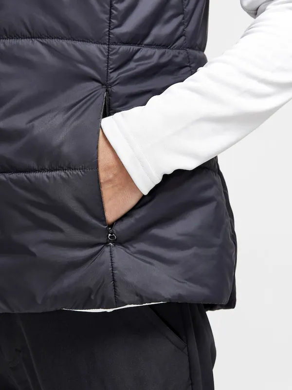 1912059-999000_Core Light Padded Vest W_Closeup4.jpg