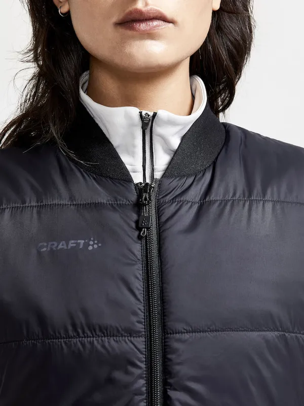 1912059-999000_Core Light Padded Vest W_Closeup5.jpg