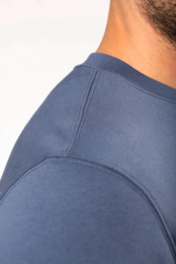 1913650-999200_Adv Gravel SubZ Knit Jacket W_Closeup2.jpg