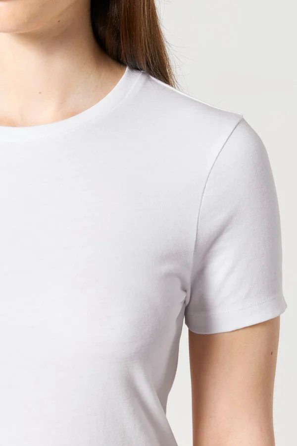 Das kurze Fitted Damen-T-Shirt
