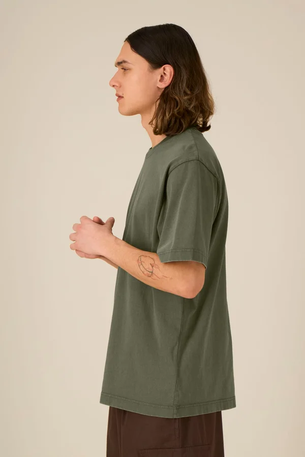 Das schwere Garment-Dyed Unisex-T-Shirt