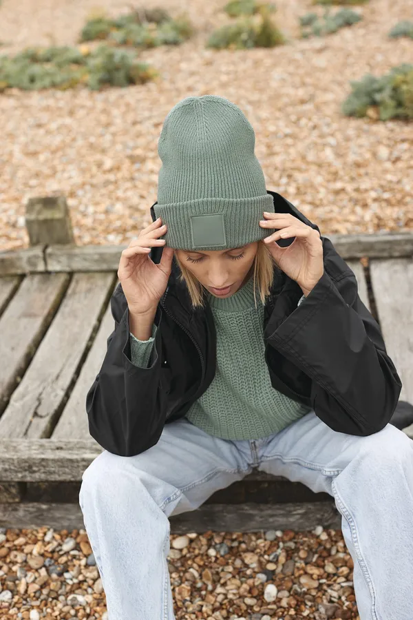 Beanie with wide turn-up and matching patch