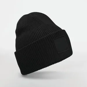 Mütze mit breiter Krempe und Ton-in-Ton-Patch