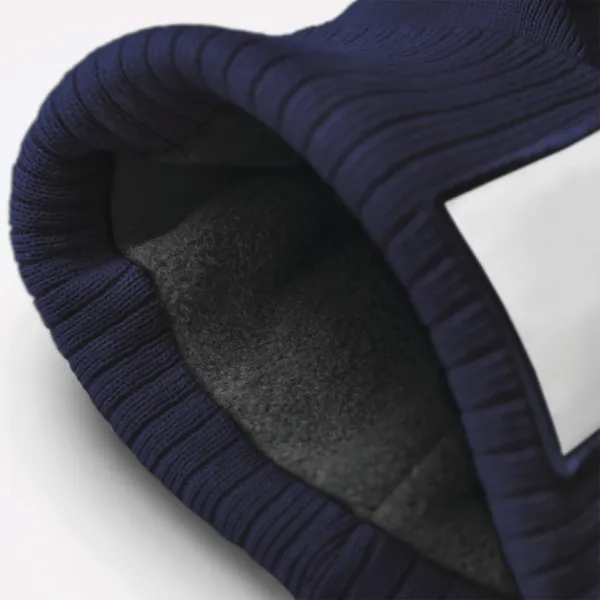 Mütze mit aufgesetztem Patch