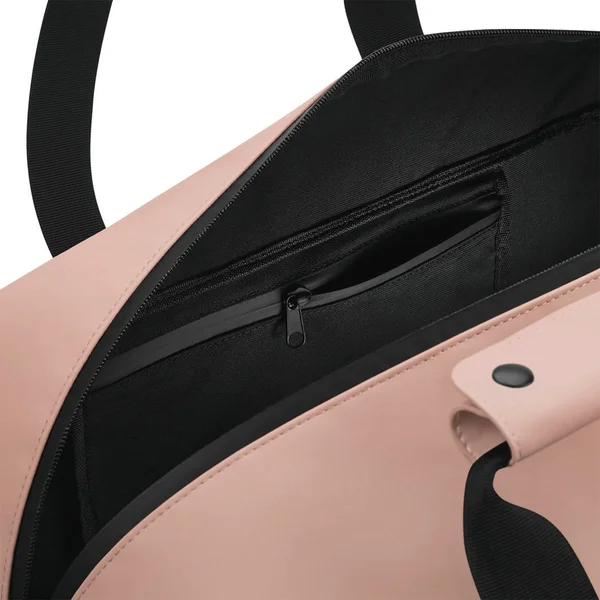 Travel bag in matt polyurethane