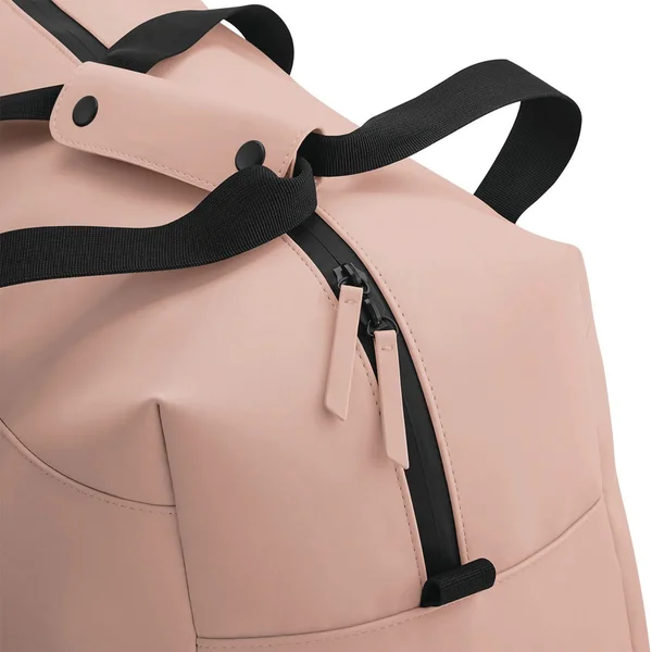 Travel bag in matt polyurethane