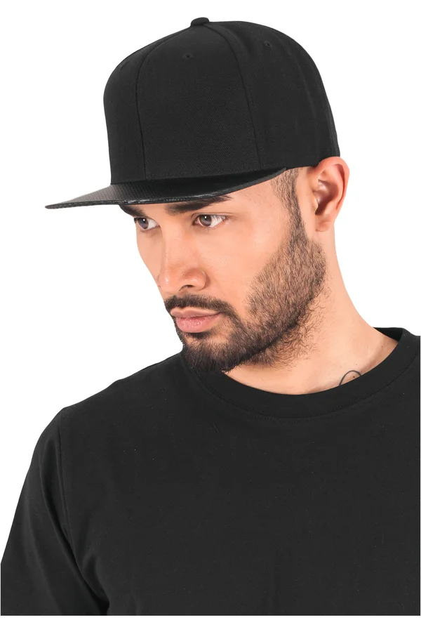 Carbon snapback cap