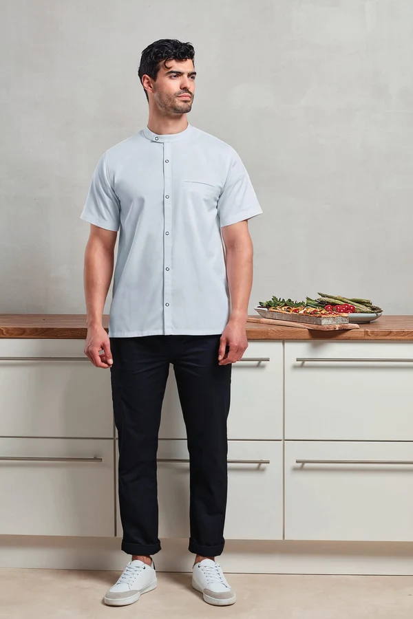 Chef-Kochjacke mit kurzen Ärmeln