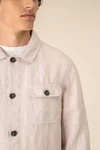 Ausgewaschene Herrenhemdjacke aus Leinen