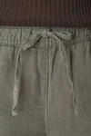 Ausgewaschene Damenhose aus Leinen