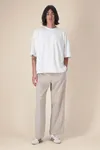 Das Unisex-T-Shirt Boxy aus recycelter Baumwolle