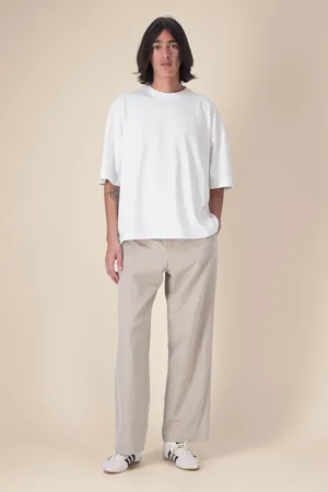 Das Unisex-T-Shirt Boxy aus recycelter Baumwolle