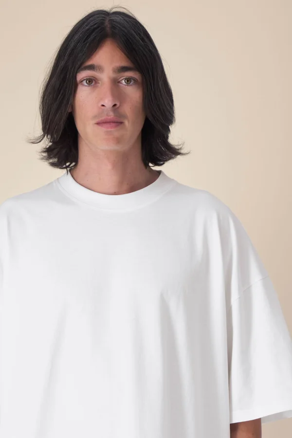 Das Unisex-T-Shirt Boxy aus recycelter Baumwolle