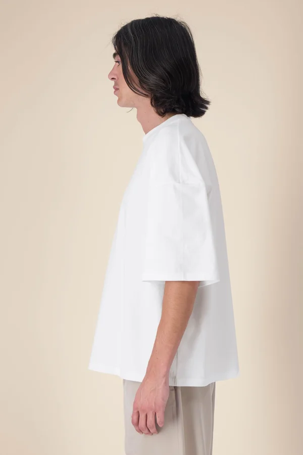 Das Unisex-T-Shirt Boxy aus recycelter Baumwolle