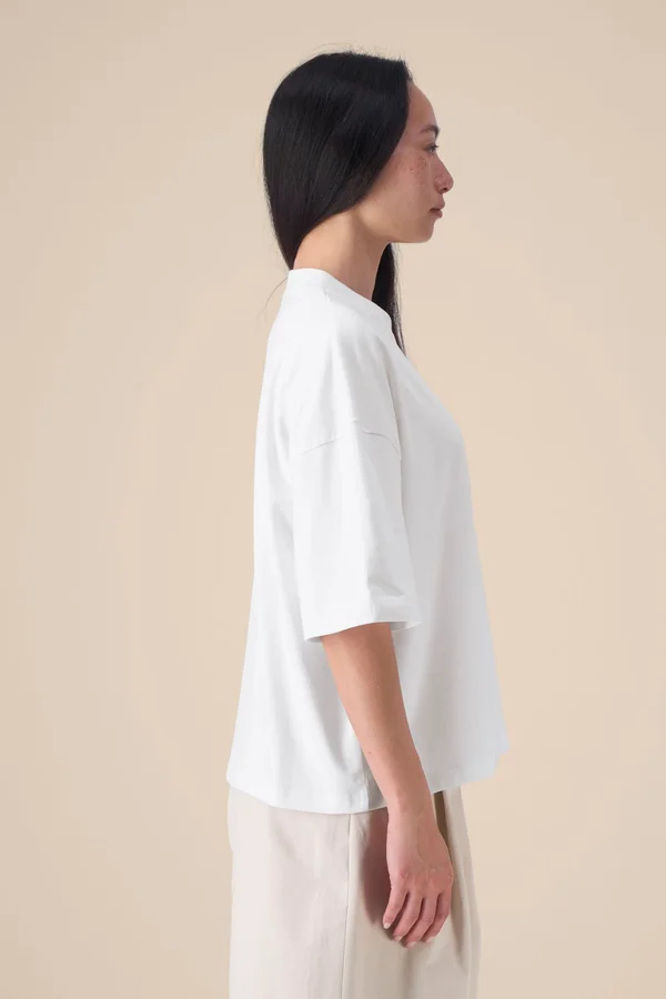 Das Unisex-T-Shirt Boxy aus recycelter Baumwolle