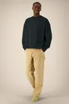 Das Boxy Rundhals-Unisex-Sweatshirt aus recycelter Baumwolle