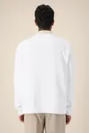 Das Rundhals-Unisex-Sweatshirt aus recycelter Baumwolle