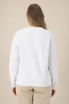 Das Damen-Rundhals-Sweatshirt aus recycelter Baumwolle