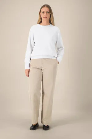 Das Damen-Rundhals-Sweatshirt aus recycelter Baumwolle