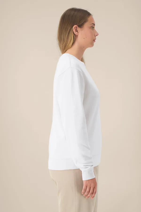 Das Damen-Rundhals-Sweatshirt aus recycelter Baumwolle