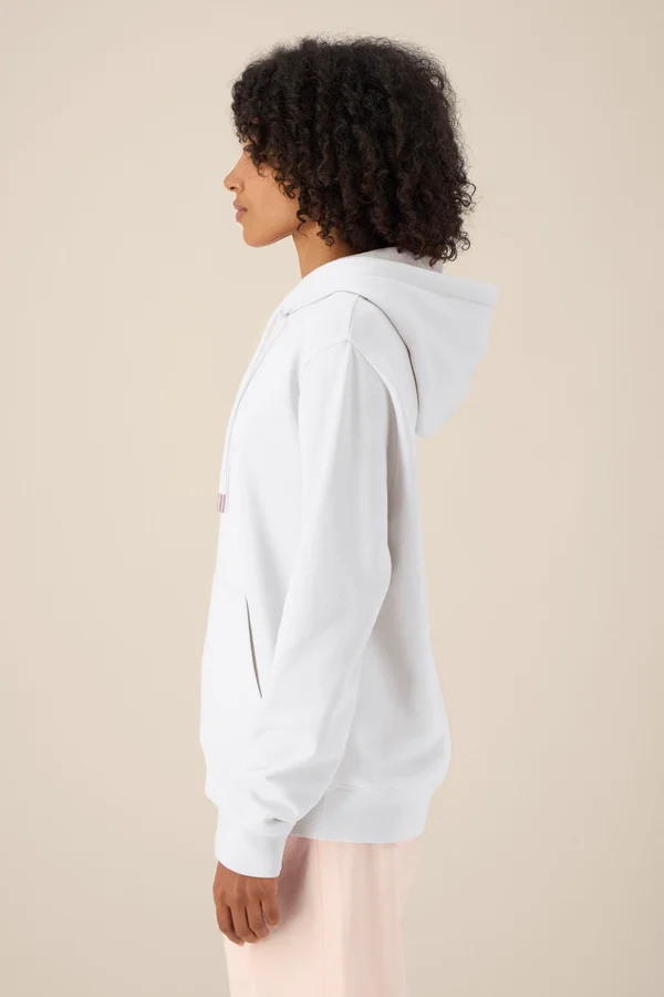 Der Damen-Hoodie aus recycelter Baumwolle