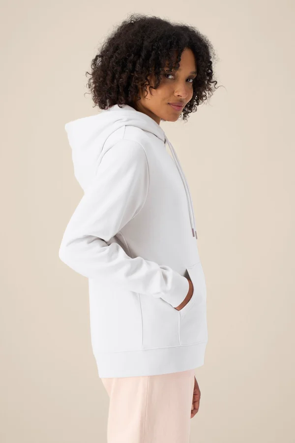 Der Damen-Hoodie aus recycelter Baumwolle