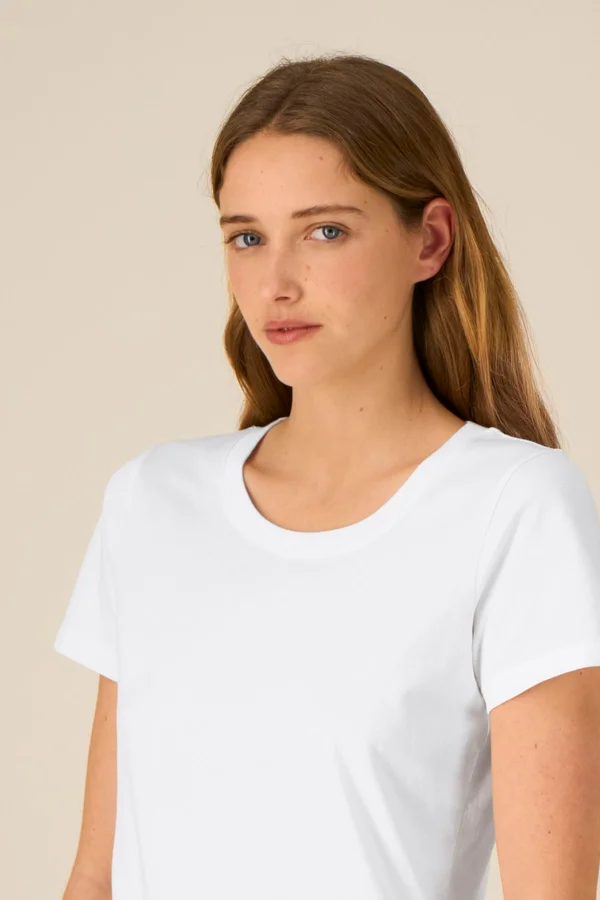 Das Fitted Damen-T-Shirt
