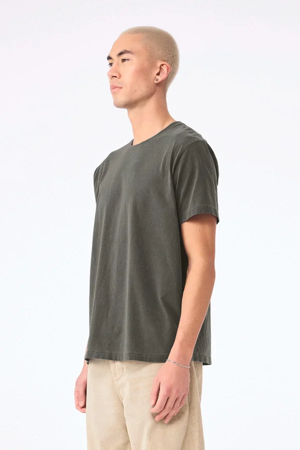 Unisex-T-Shirt aus dickem, verwaschenem Stoff