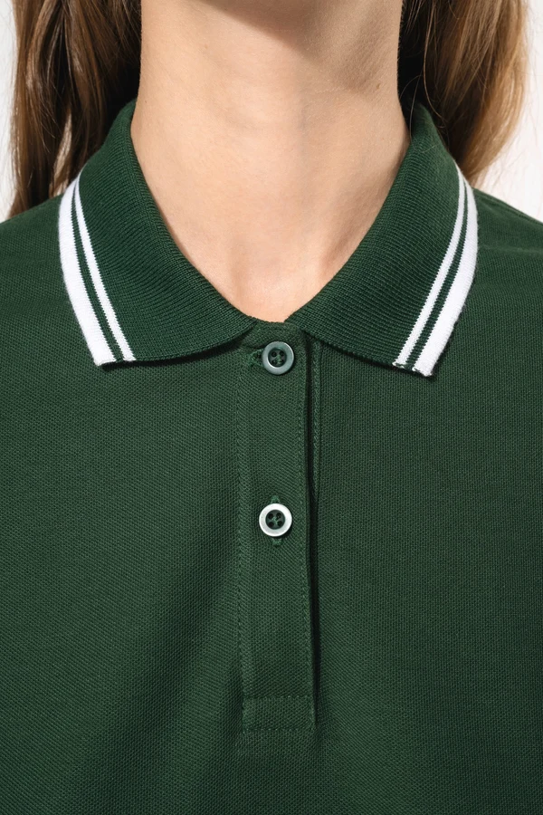 Damen Poloshirt mit kurzen Ärmeln und kontrastfarbenen Paspeln