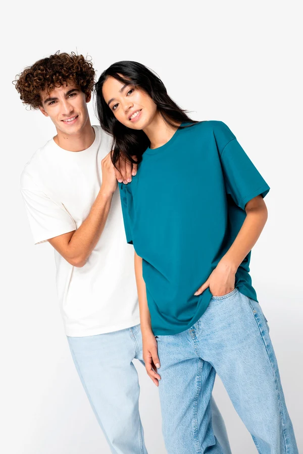 Umweltfreundliches Unisex T-Shirt mit hängenden Schultern