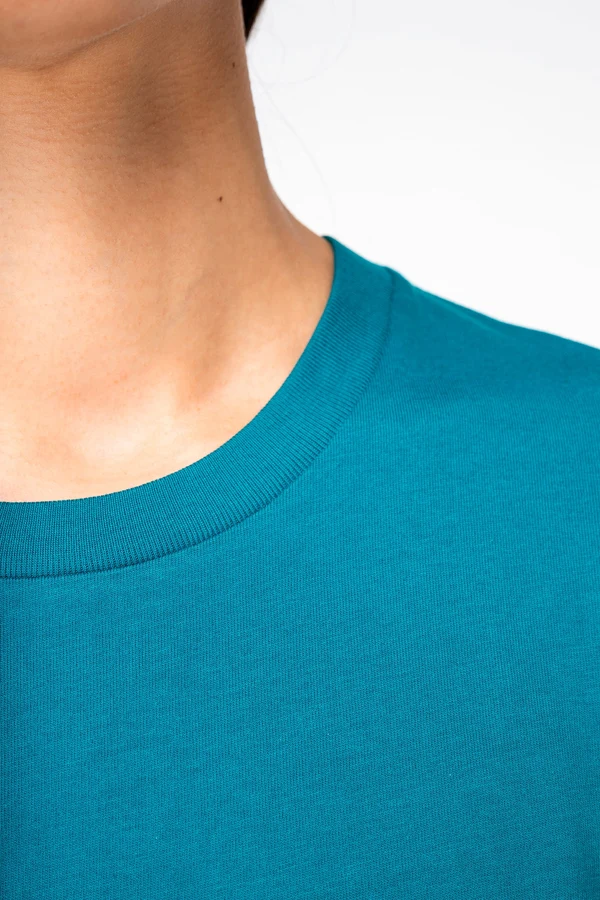 Umweltfreundliches Unisex T-Shirt mit hängenden Schultern