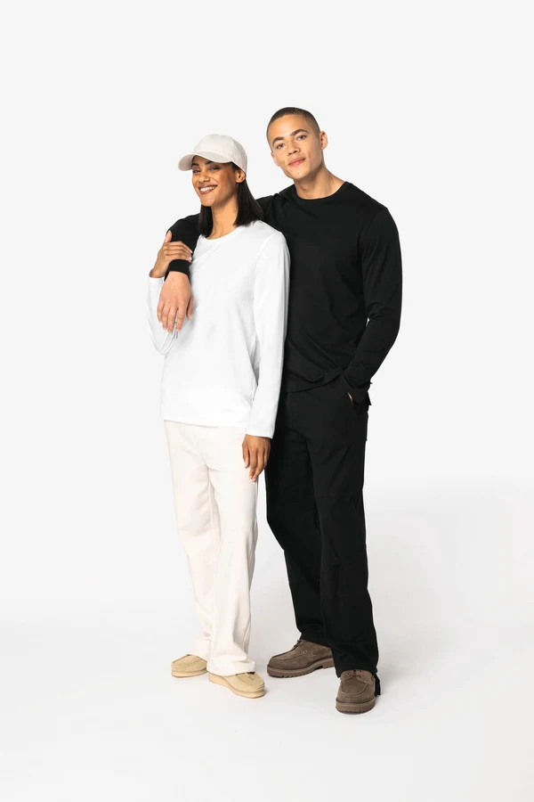 Umweltfreundliches Unisex-T-Shirt mit langen Ärmeln
