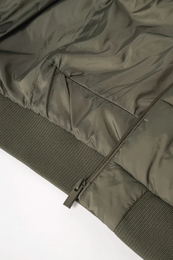 Umweltfreundliche Unisex-Steppjacke mit Teddykragen