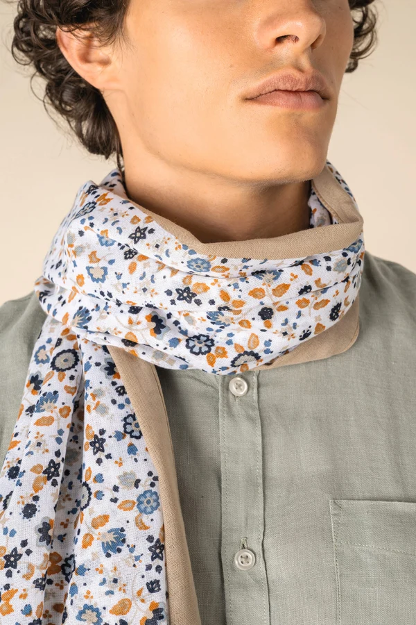 Unisex-Schal mit Blumenmuster