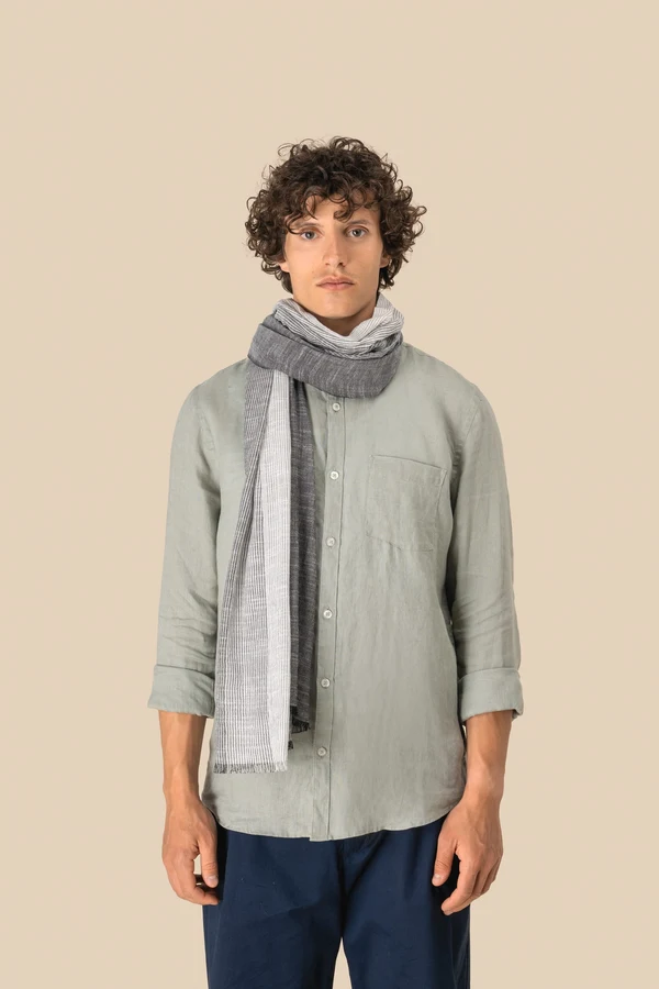 Gestreiftes Unisex-Schal
