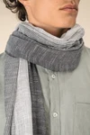 Gestreiftes Unisex-Schal
