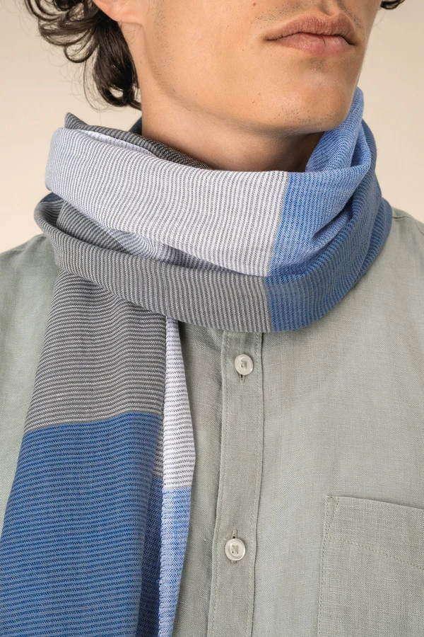 Kariertes Unisex-Schal