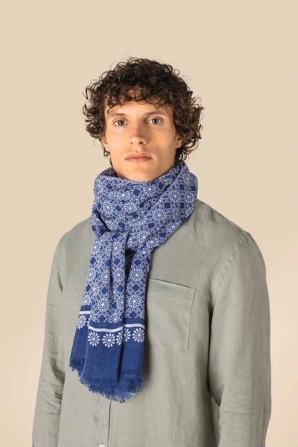 Unisex-Schal mit Blumenmuster
