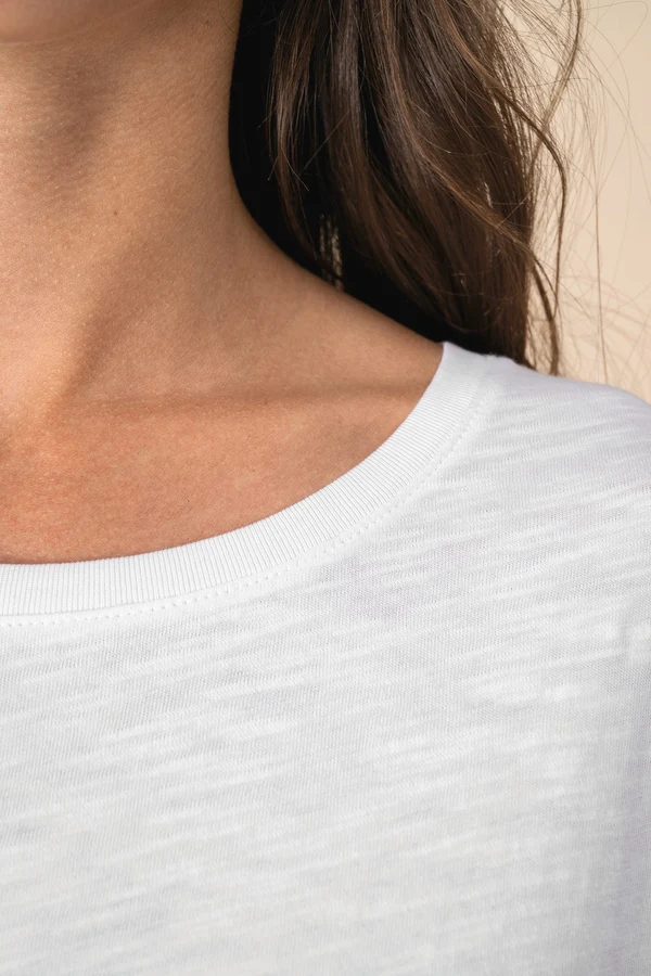 Umweltfreundliches Damen-Slub-Oversize-T-Shirt mit überschnittenen Schultern