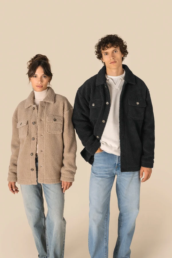 Unisex-Überhemd aus Sherpa mit überschnittenen Schultern