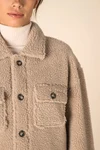 Unisex-Überhemd aus Sherpa mit überschnittenen Schultern