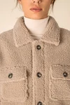 Unisex-Überhemd aus Sherpa mit überschnittenen Schultern
