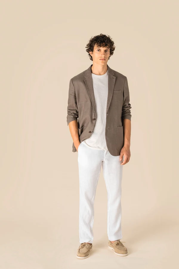 Herren-Blazer aus verwaschenem Leinen
