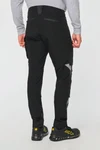 Leichte Stretchhose mit mehreren Taschen aus recyceltem Material