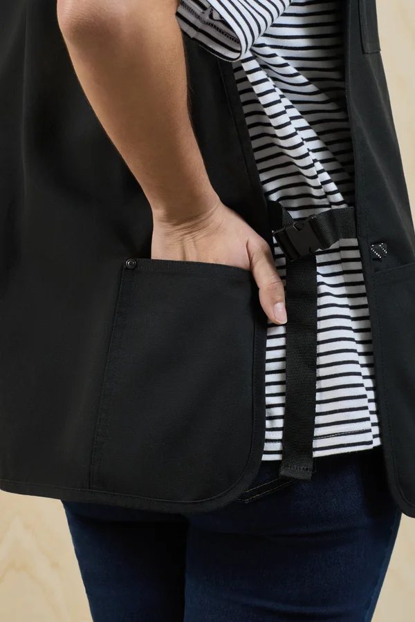 Utility 2.0 Vest Apron Black (ca. Pantone Black 3C)