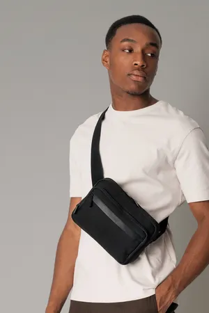 Airside Cross Body Bag Black