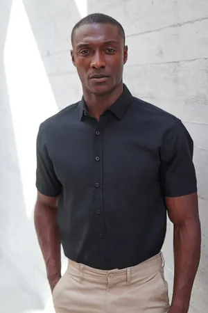 Men´s Short Sleeved ´Cotton Feel´ Coolplus® Shirt Black
